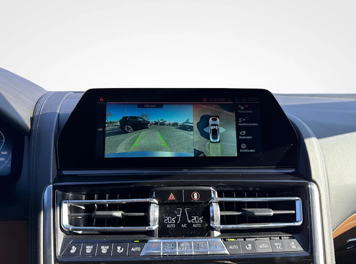 immagine del veicolo BMW 8 SERIES