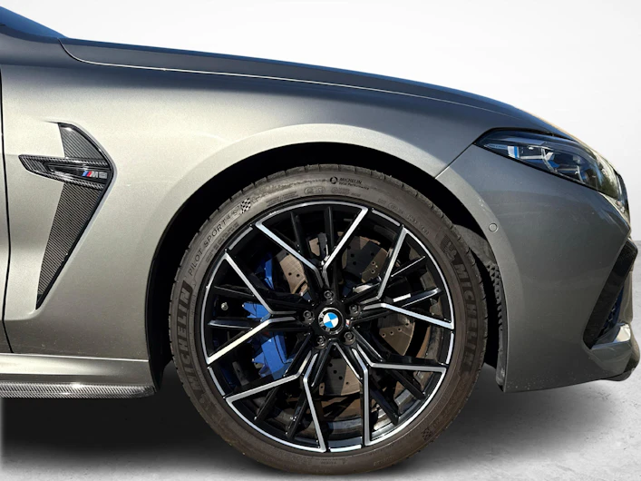 immagine del veicolo BMW 8 SERIES