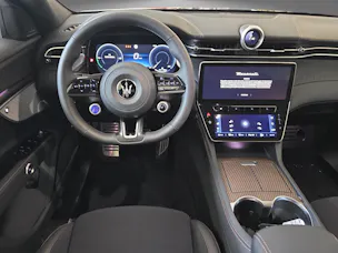 MASERATI Grecale Folgore