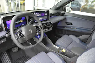 Renault R4 E-Tech Comfort Range techno