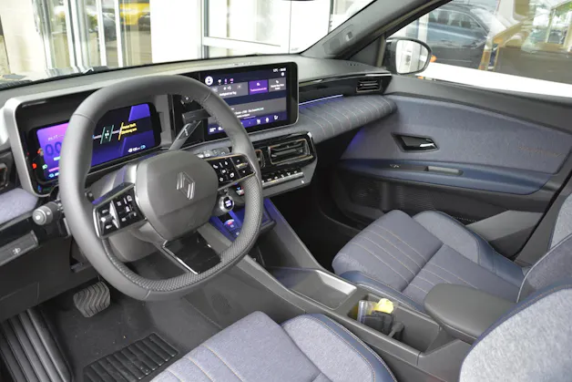 Renault R4 E-Tech Comfort Range techno