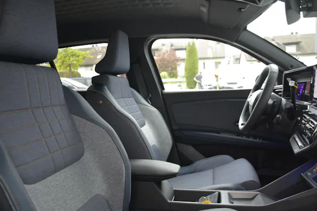 Renault R4 E-Tech Comfort Range techno