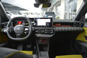 Renault R5 E-Tech Comfort Range iconic five