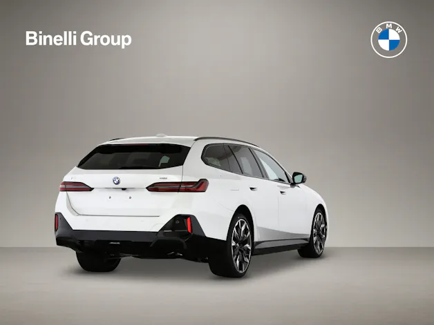 BMW i5 xDrive40 Touring