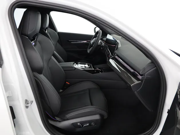 BMW i5 xDrive40 Touring