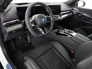 BMW i5 xDrive40 Touring