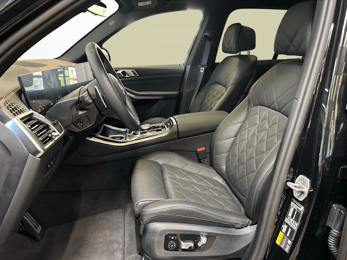 immagine del veicolo BMW X5