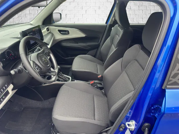Suzuki Swift 1.2 Sakura Top Hybrid