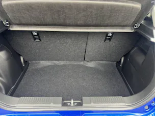 Suzuki Swift 1.2 Sakura Top Hybrid