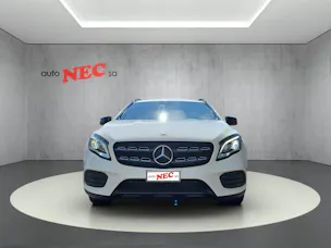 Mercedes-Benz GLA 250 Swiss Star Urban 4m