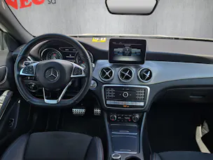 Mercedes-Benz GLA 250 Swiss Star Urban 4m