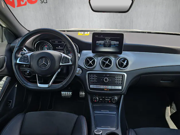 Mercedes-Benz GLA 250 Swiss Star Urban 4m