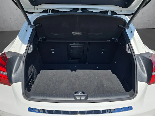 Mercedes-Benz GLA 250 Swiss Star Urban 4m