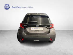 Toyota Yaris 1.5 VVT-i HSD Trend