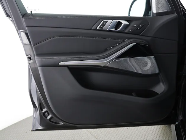 BMW X5 M60i xDrive