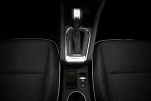 Fahrzeugbild RENAULT Captur 1.6 E-Tech techno