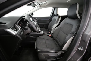 Fahrzeugbild RENAULT Captur 1.6 E-Tech techno
