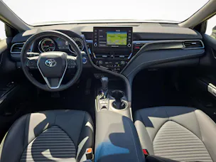 Toyota Camry 2.5 HSD Business