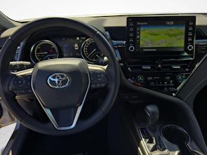 Fahrzeugbild TOYOTA Camry 2.5 HSD Business