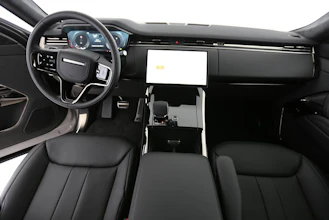 https://vehicle.imgix.net/4274931/32cc335c-8456-4fc3-bcdd-1705a4c3245e.jpg