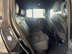 https://vehicle.imgix.net/4274979/c909e6c9-cd2d-4d47-bb42-e2e795e57f2d.jpg