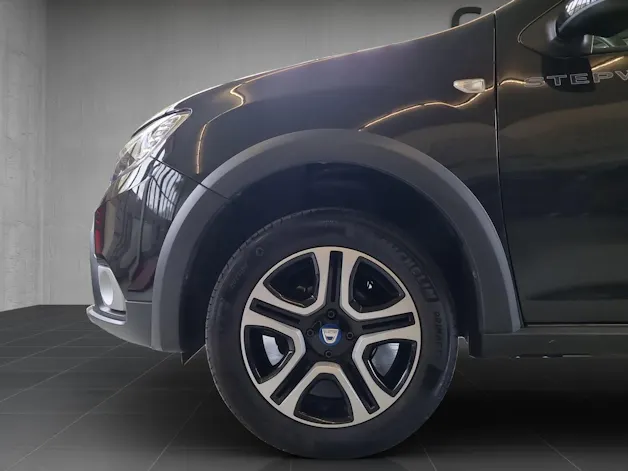 Dacia Sandero 0.9 TCe Celebration S/S