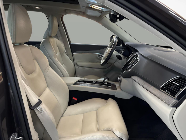 image du véhicule VOLVO XC90