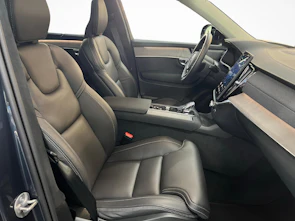 image du véhicule VOLVO XC90 2.0 T8 TE Ultra Dark eAWD