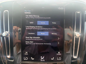 https://vehicle.imgix.net/4275035/bb45d6d9-519e-48b6-9838-ff14e4c23b11.jpg