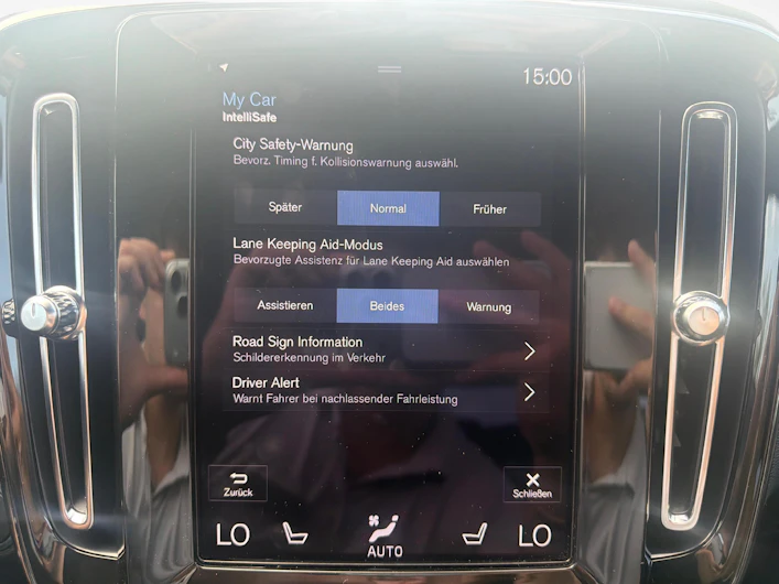 Fahrzeugbild VOLVO XC40