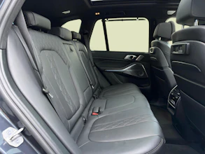 https://vehicle.imgix.net/4275084/5ca6a7b7-597d-4c96-a187-2dc4588673be.jpg