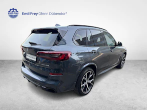 https://vehicle.imgix.net/4275084/e5f8e86f-911a-4b24-b44e-03c4ad1975fc.jpg