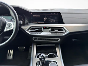 https://vehicle.imgix.net/4275084/f5ca5df6-0679-4151-bb05-45d360e94722.jpg