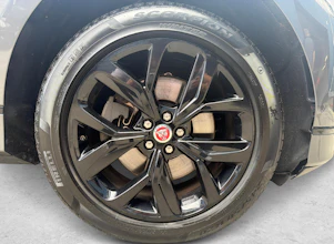 https://vehicle.imgix.net/4275103/a55458b1-468b-49d0-b81f-0eb74f5eff3b.jpg