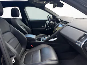 Jaguar E-Pace 2.0 D I4 165 AWD