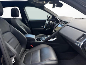 https://vehicle.imgix.net/4275108/2a7e18b7-32c0-4a66-a72b-2ab1bbb66c26.jpg