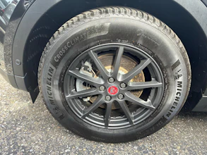 https://vehicle.imgix.net/4275108/c9777f2e-9eb9-449f-9358-fbc4da131a2e.jpg