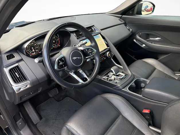 Jaguar E-Pace 2.0 D I4 165 AWD