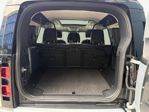 https://vehicle.imgix.net/4275112/2c1d3394-fb85-42fc-8989-2f80324eb836.jpg