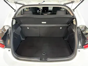Toyota Yaris 1.5 VVT-i HSD Trend