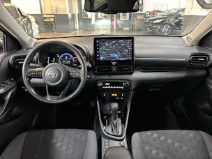Toyota Yaris 1.5 VVT-i HSD Trend