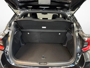 https://vehicle.imgix.net/4275137/f6cd3315-2da2-4aed-867d-26ff80d52182.jpg
