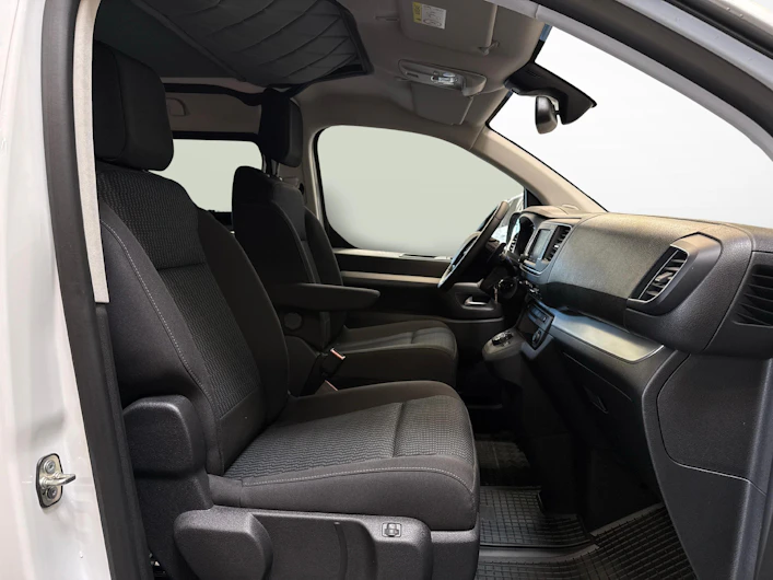 Fahrzeugbild PEUGEOT TRAVELLER