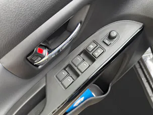 Suzuki S-Cross 1.4 T Black Edition Top Hybrid 4x4