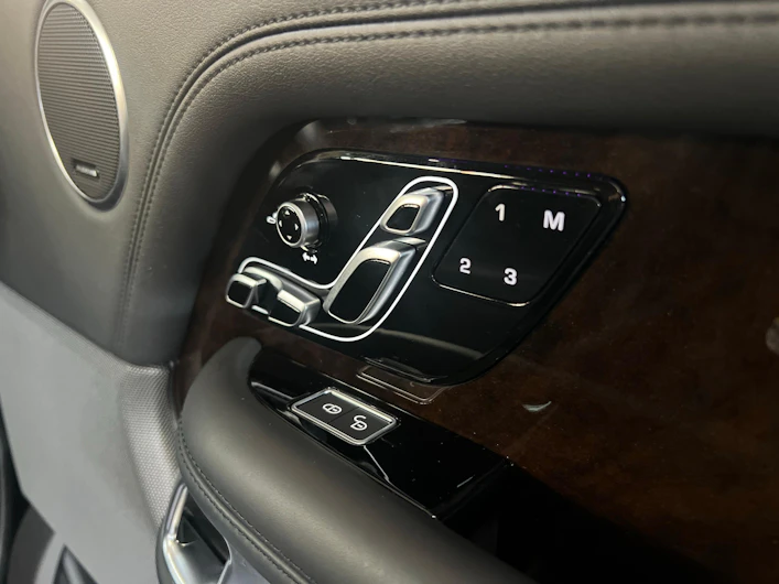 image du véhicule LAND ROVER RANGE ROVER