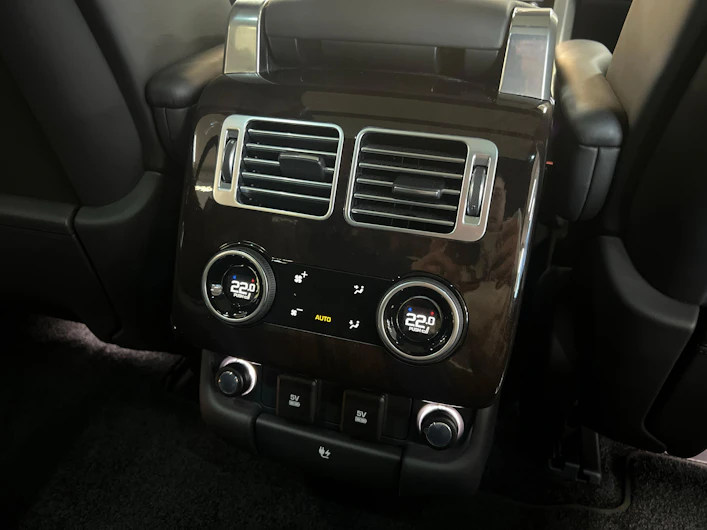 image du véhicule LAND ROVER RANGE ROVER