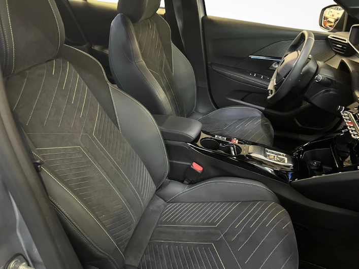 Fahrzeugbild PEUGEOT 208