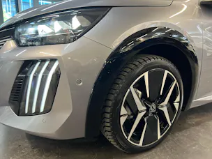Peugeot 208 e-GT