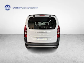 https://vehicle.imgix.net/4275188/ff180bc9-939a-414c-b7c9-e7c459ec9da3.jpg