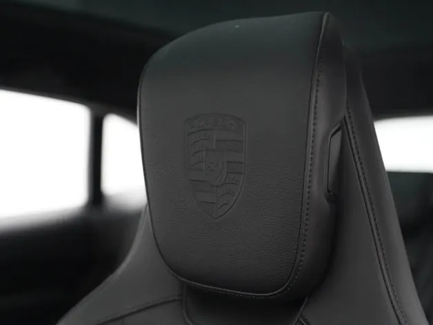 Porsche Taycan 4 Cross Turismo